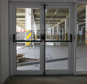 Противопожарная дверь с шумоизоляцией в бизнес-центр